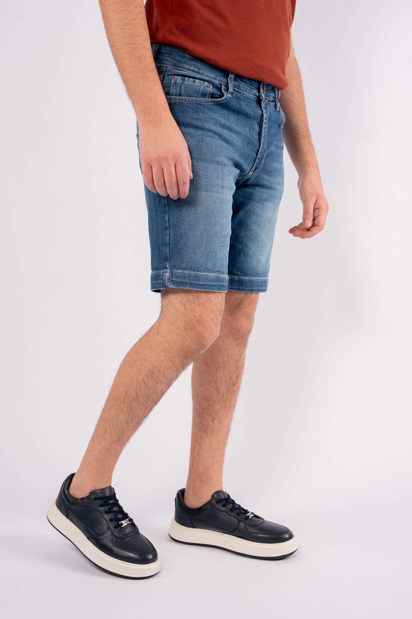 BLUE DENIM SHORT