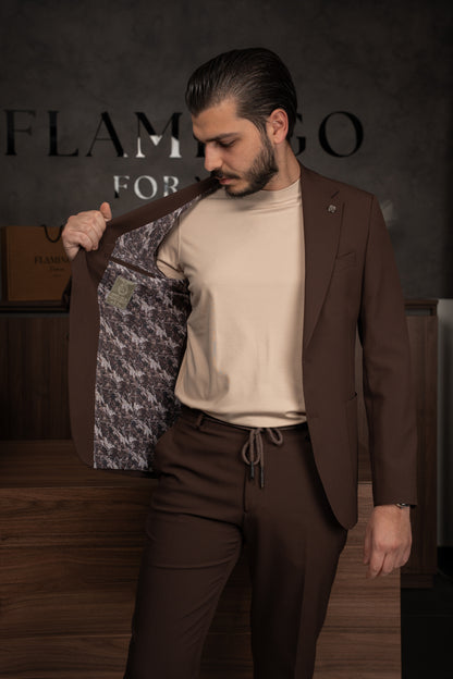 BROWN TRAVEL SUIT
