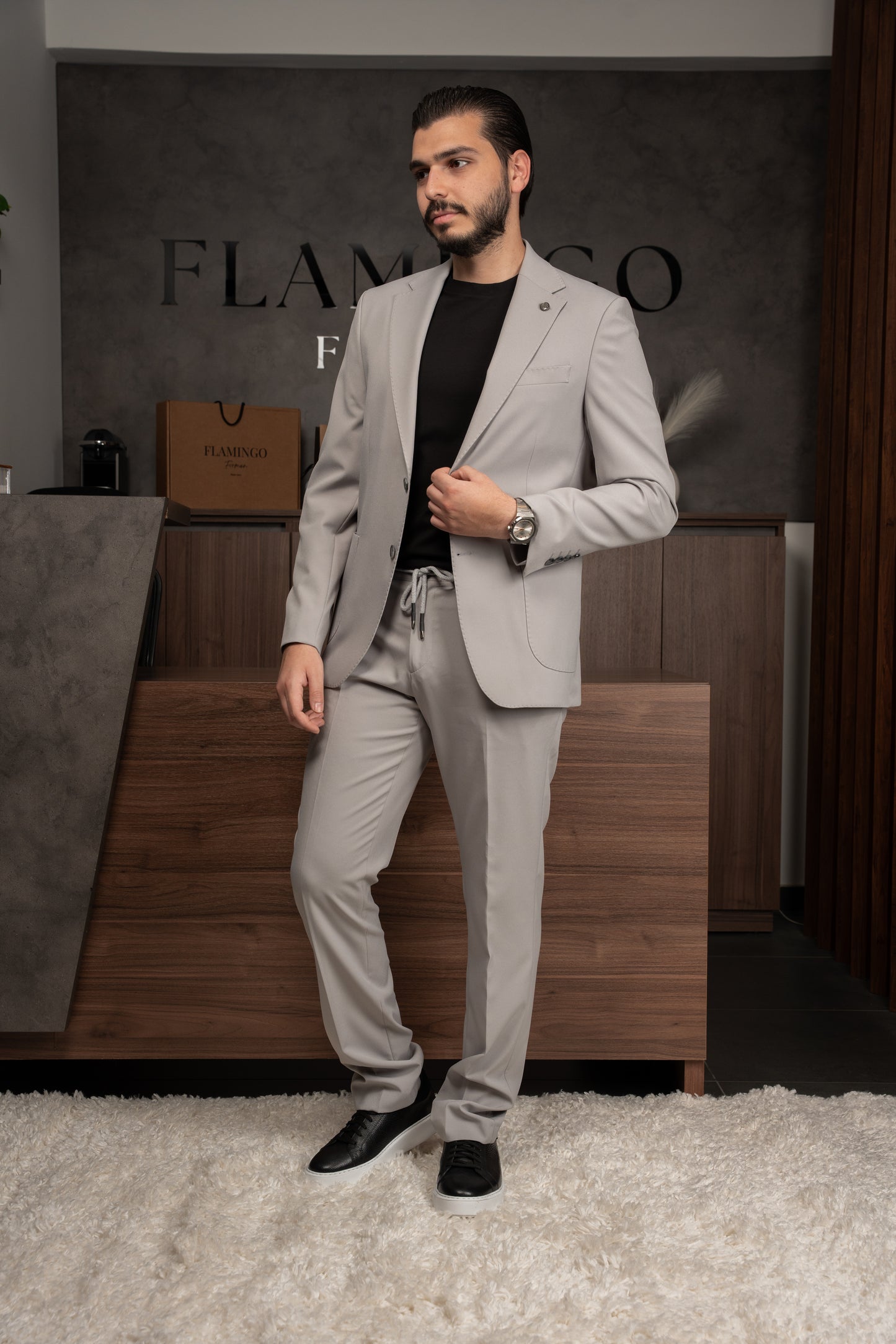 GREY TRAVEL SUIT