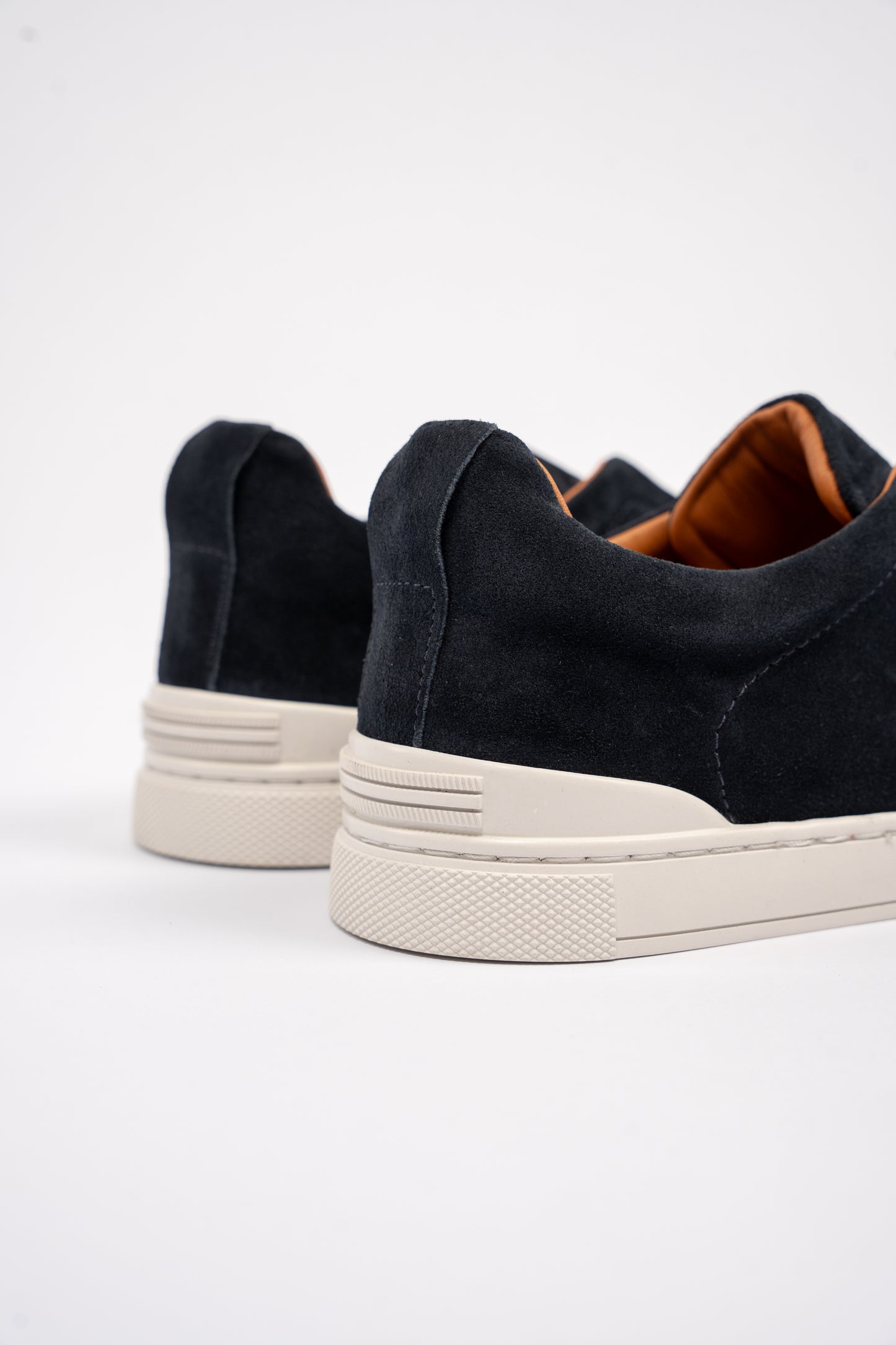 NAVY TRIPLE X ELASTIC SNEAKER