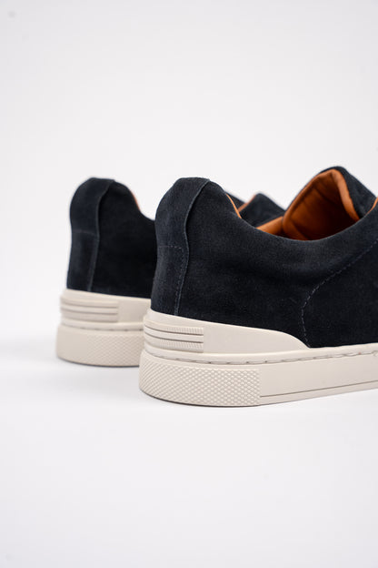 NAVY TRIPLE X ELASTIC SNEAKER