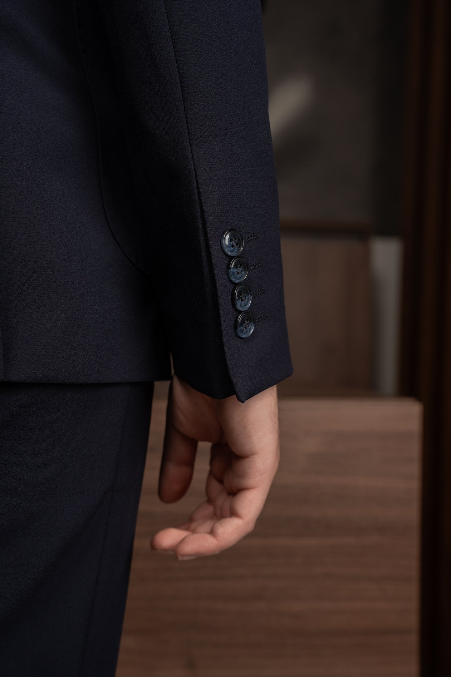 NAVY TRAVEL SUIT