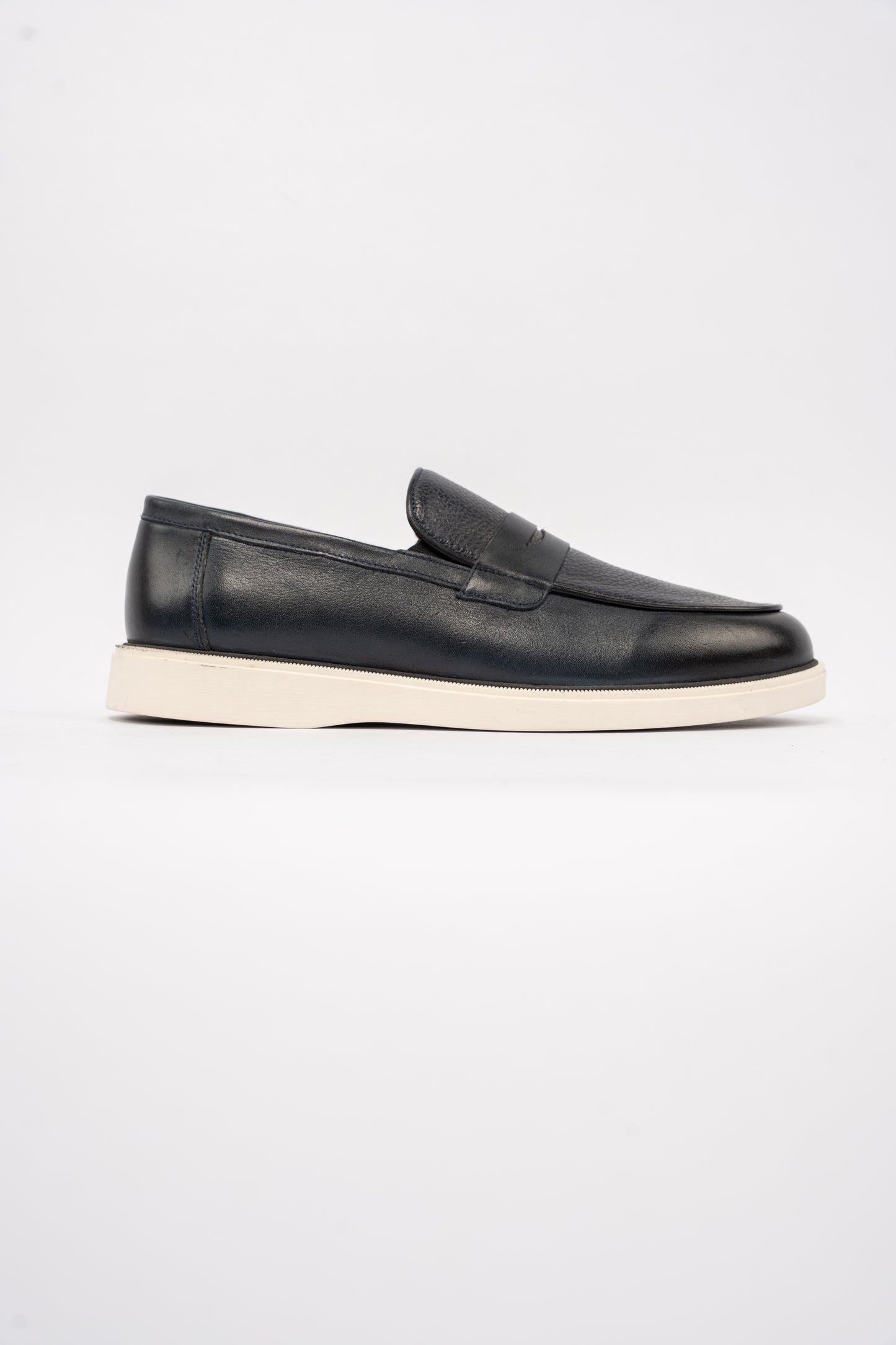 NAVY CASUAL PENNY LOAFER