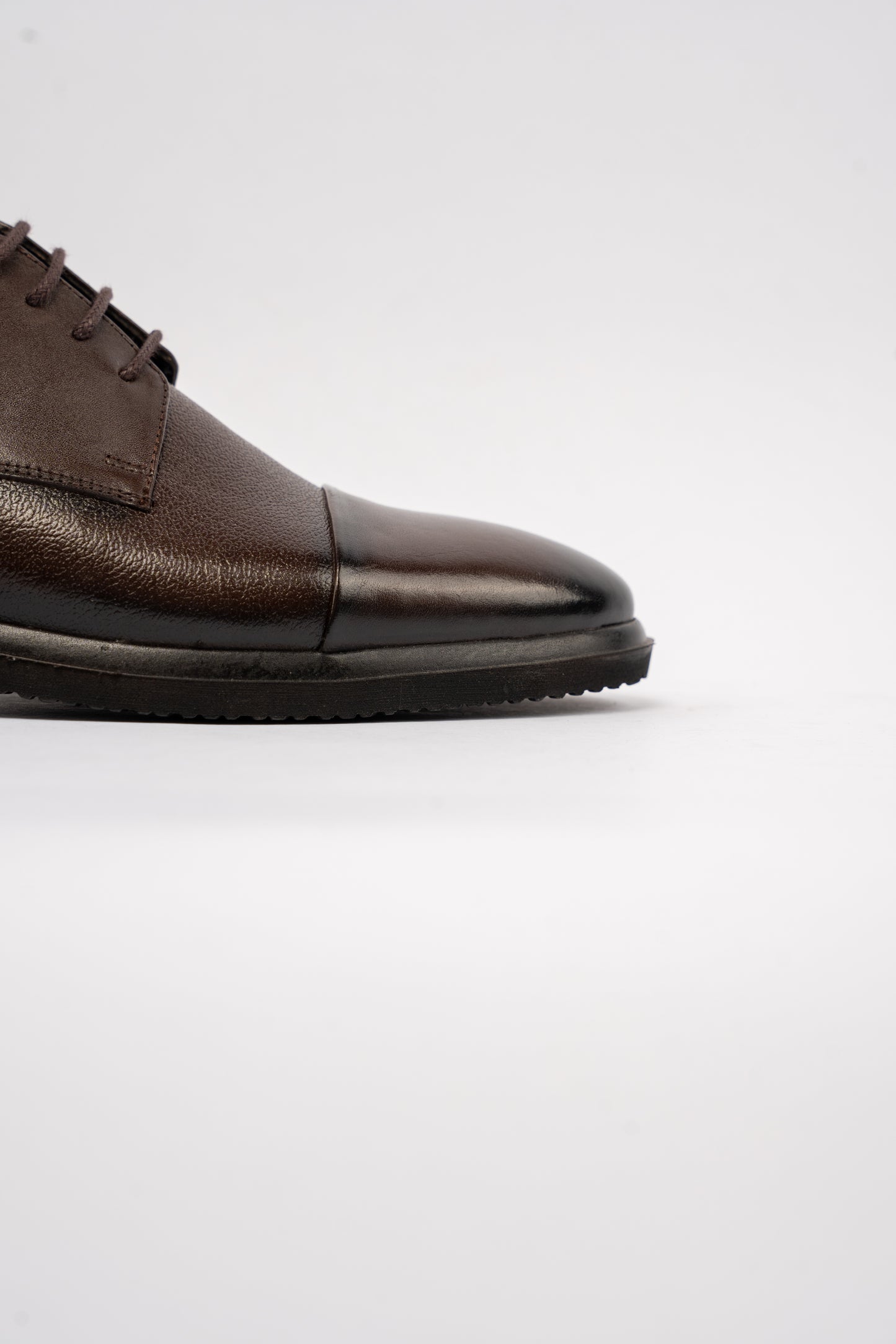 BROWN DERBY SHOE