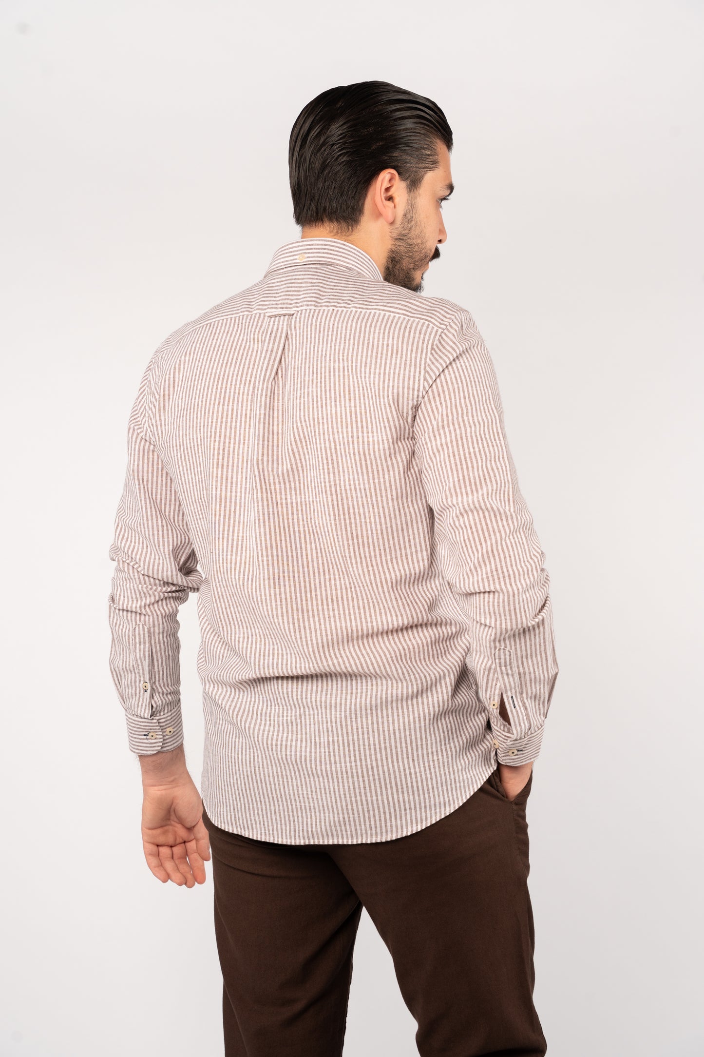 BROWN LINED OXFORD SHIRT