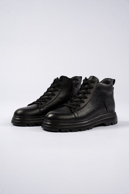 BLACK URBAN LEATHER BOOTS