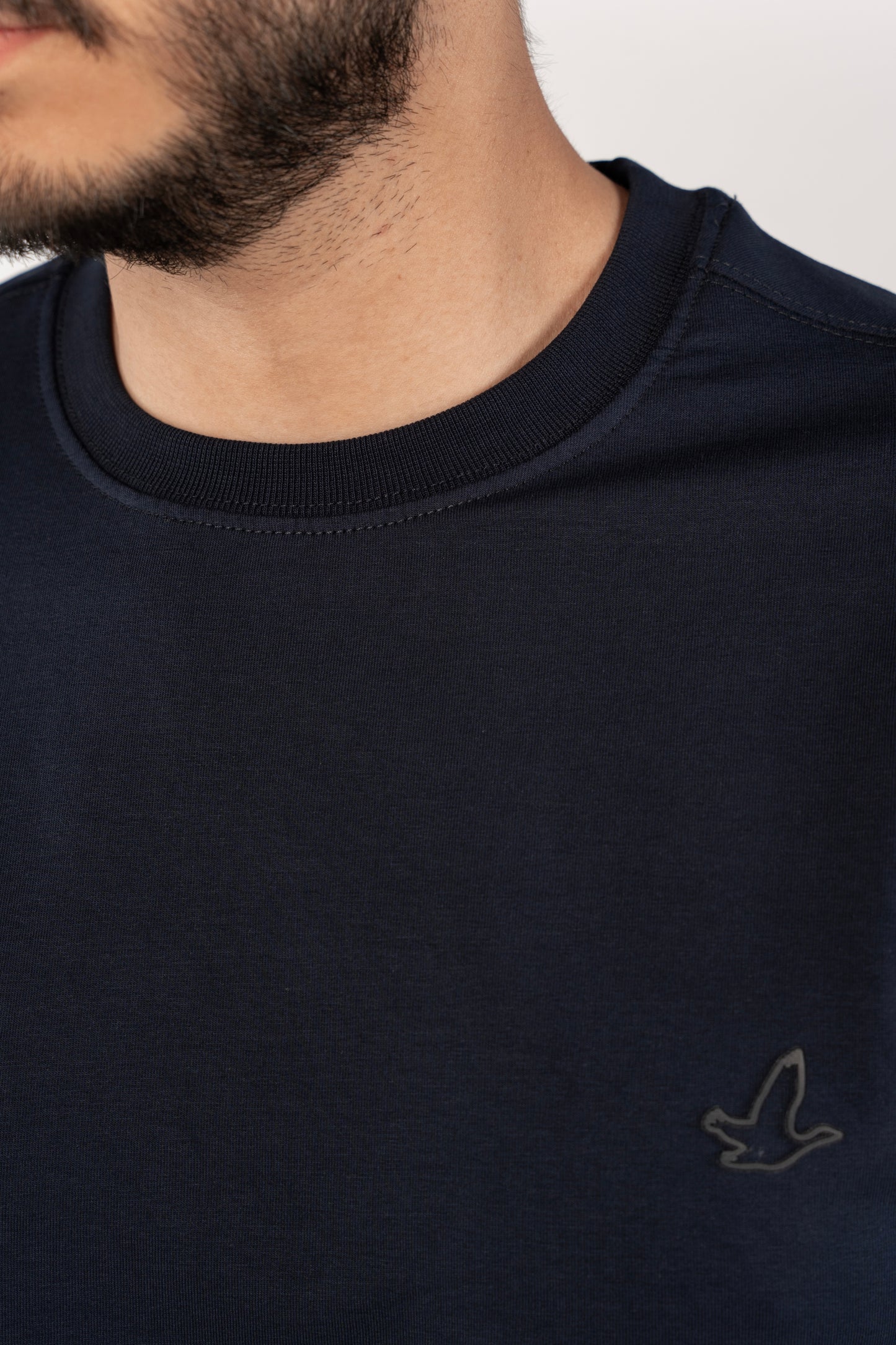NAVY MINIMAL EAGLE TSHIRT