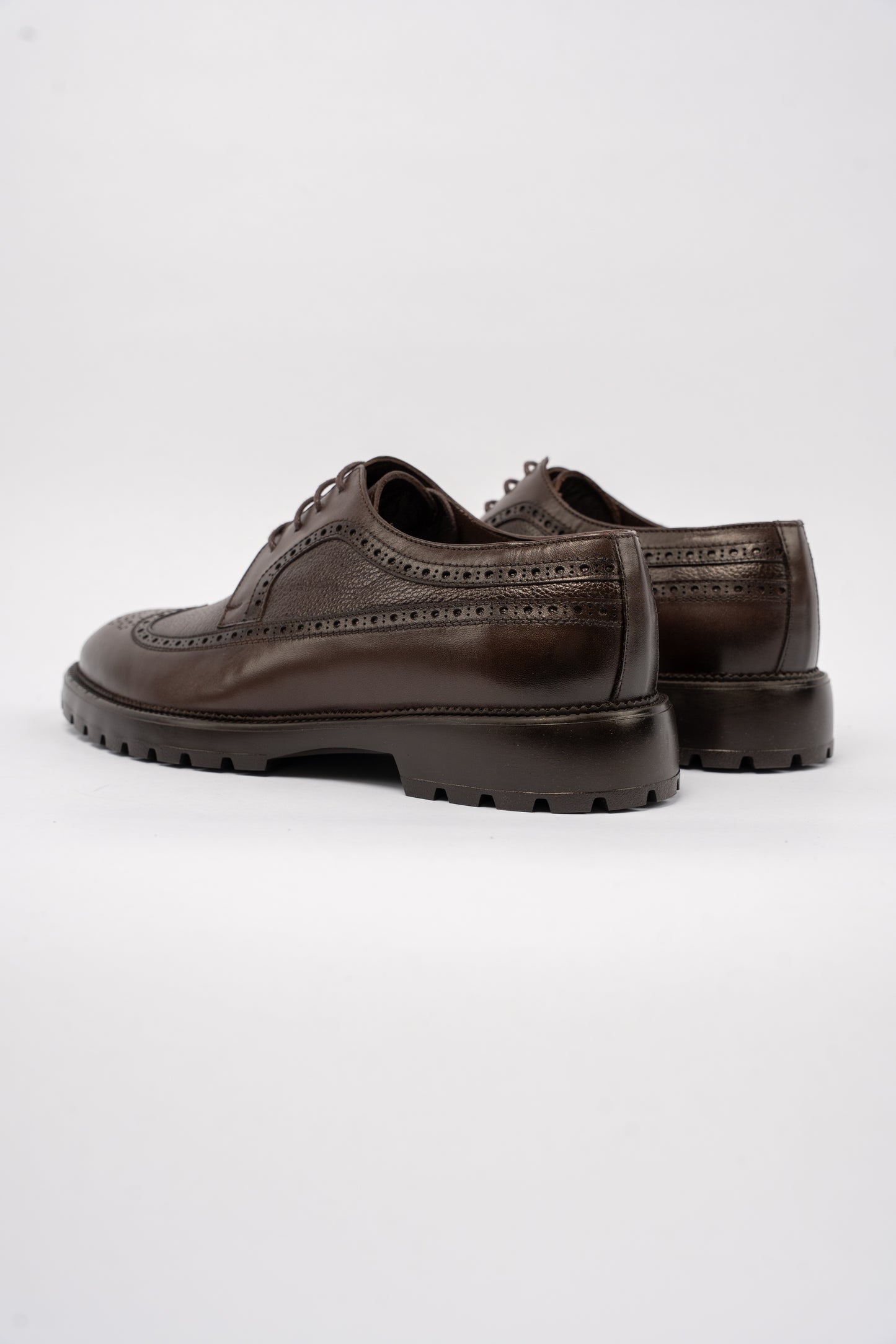 BROWN BROGUE SHOE