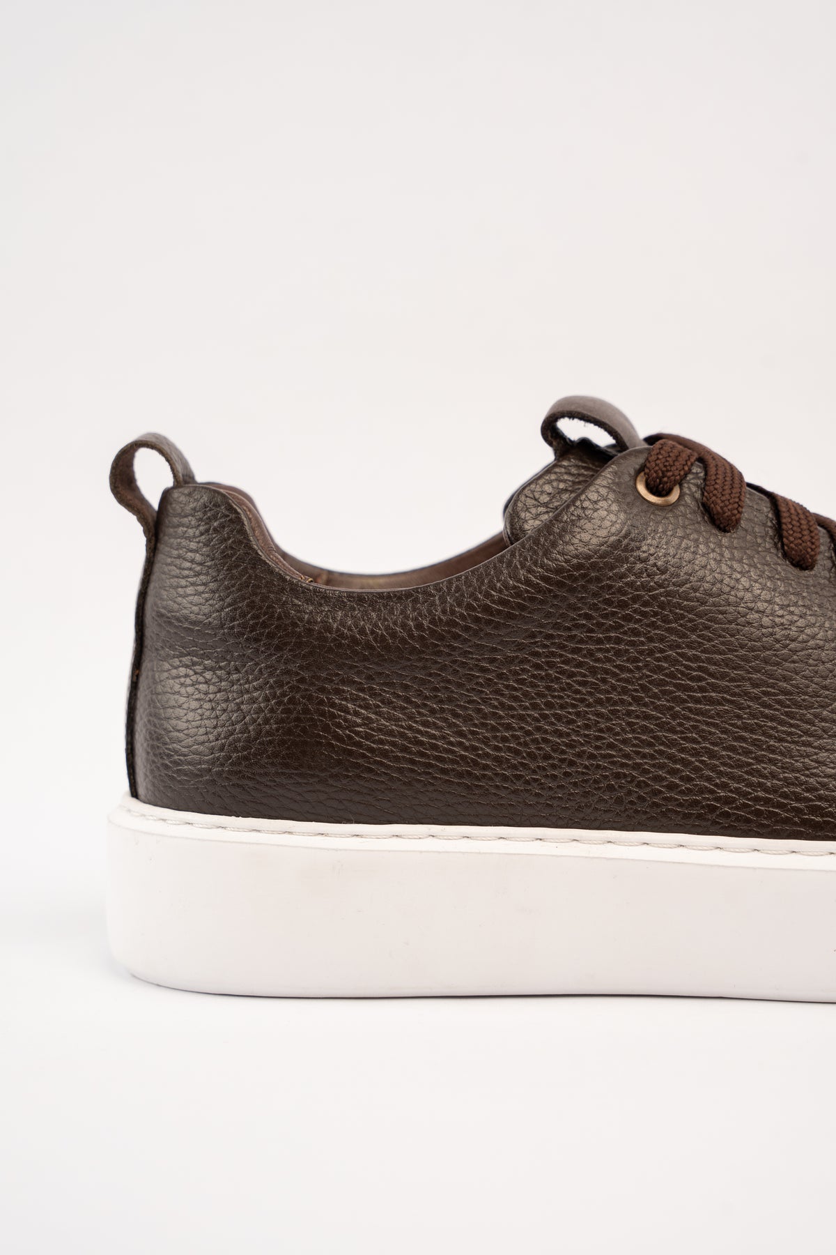 BROWN REFINED SNEAKER