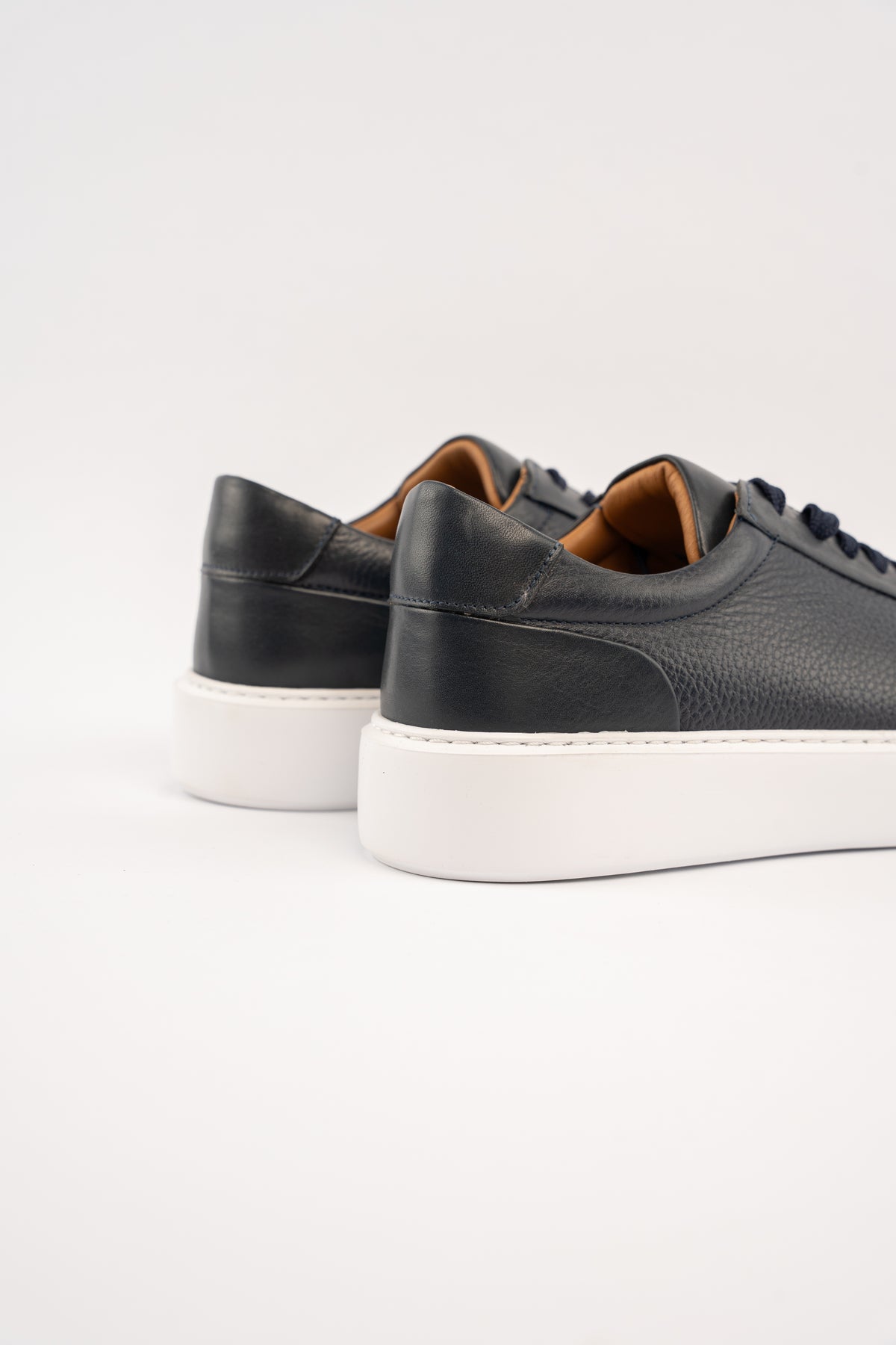 NAVY INFORMAL SNEAKER