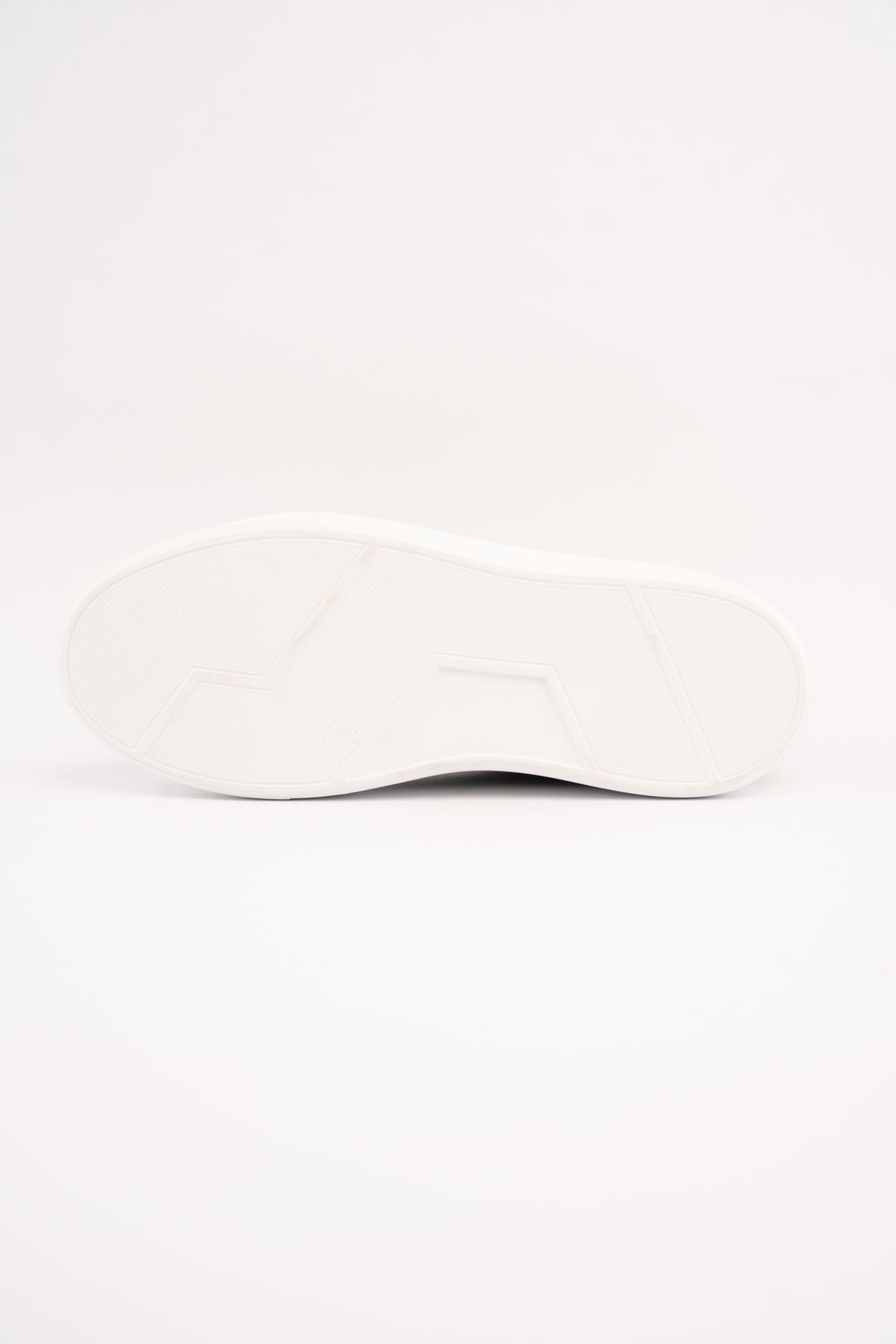NAVY INFORMAL SNEAKER