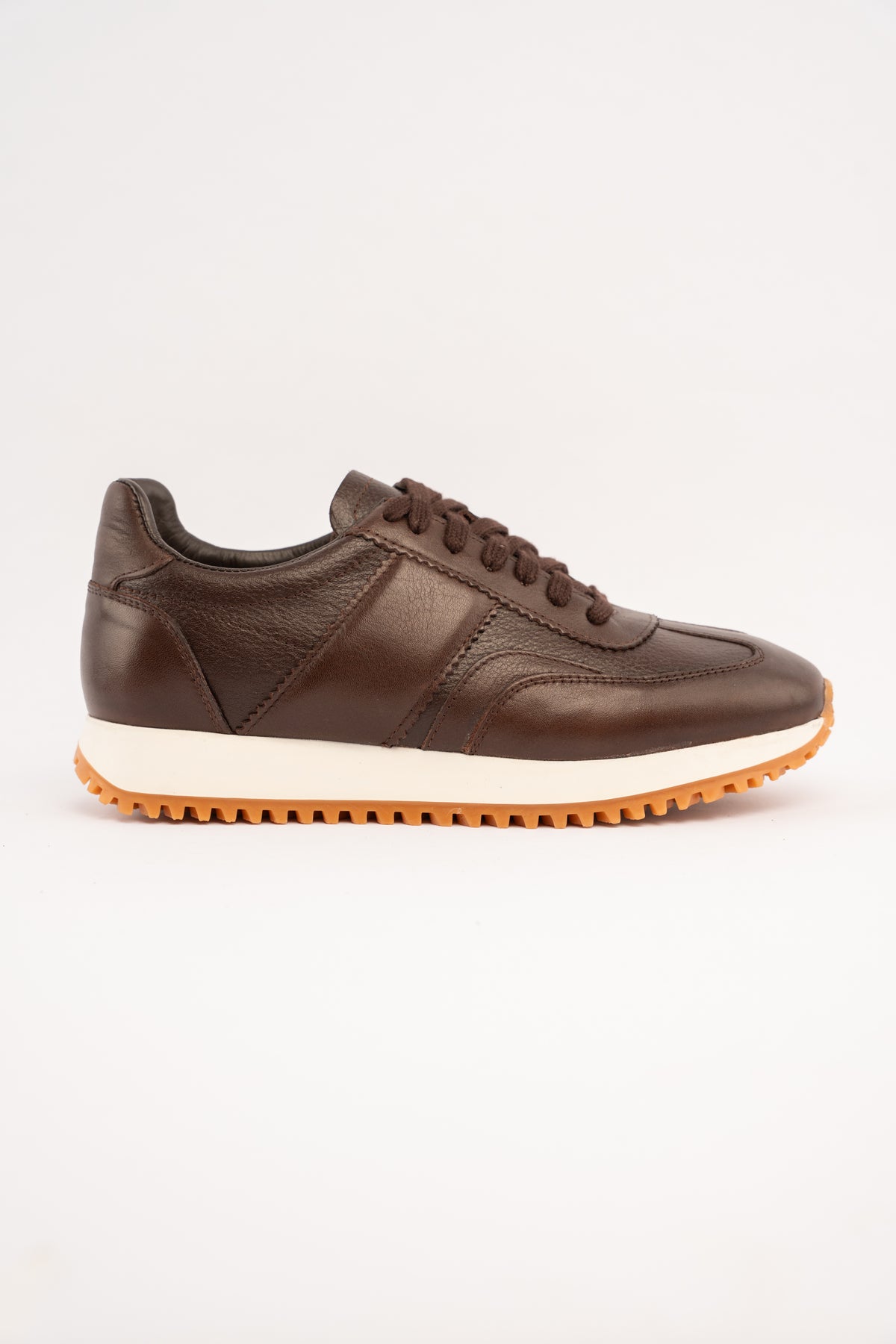 BROWN EVERYDAY SNEAKER