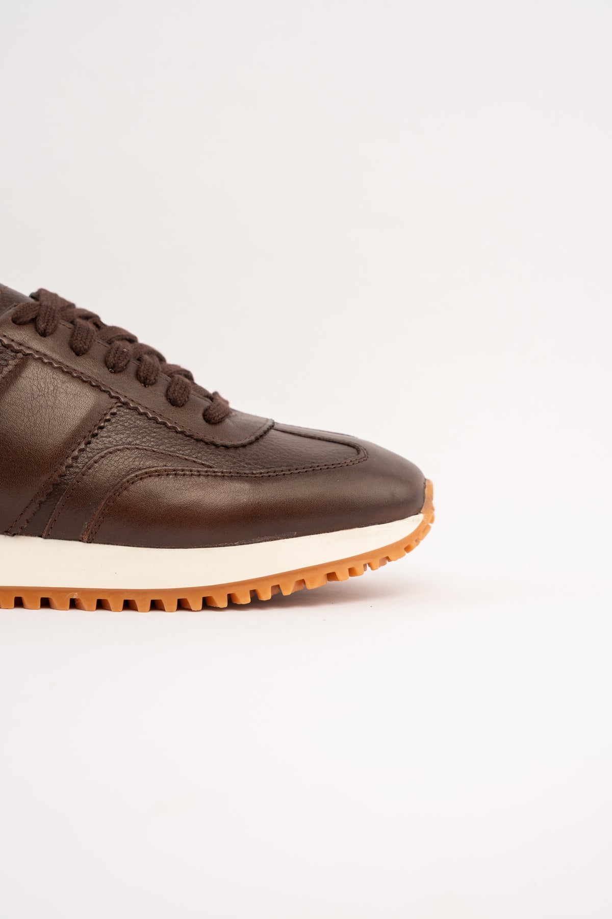 BROWN EVERYDAY SNEAKER
