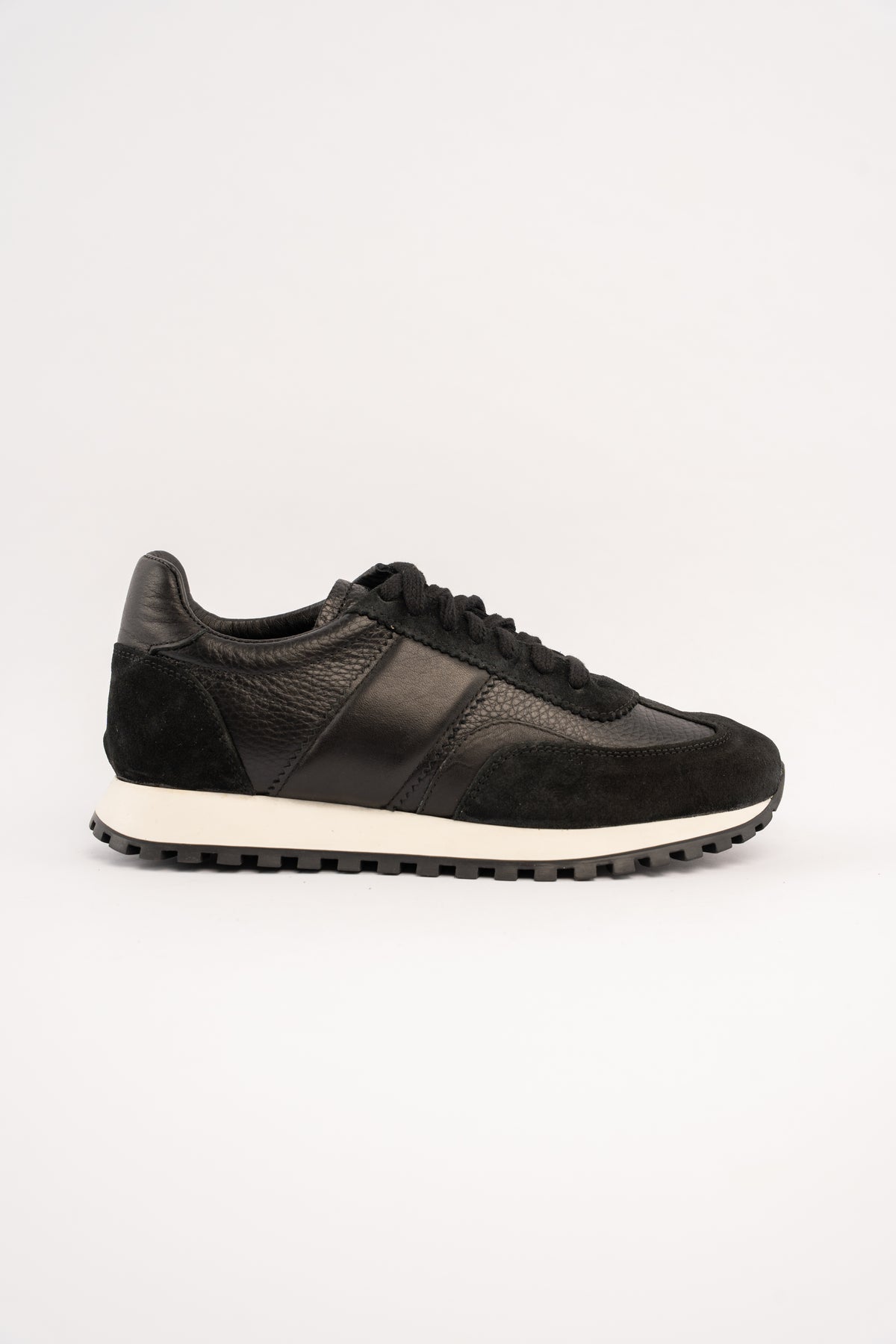 BLACK MIXED LEATHER EVERYDAY SNEAKER