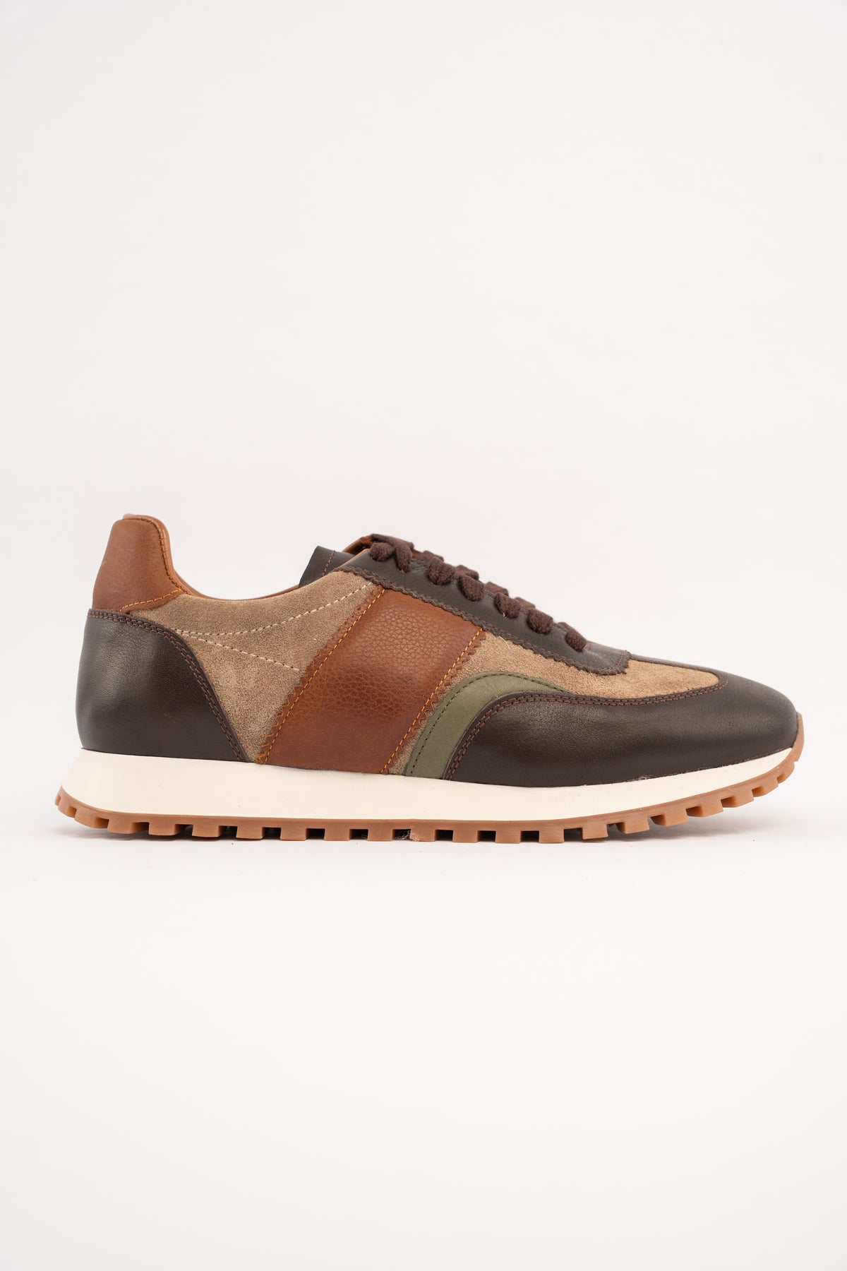 BROWN MIXED COLOR SNEAKER
