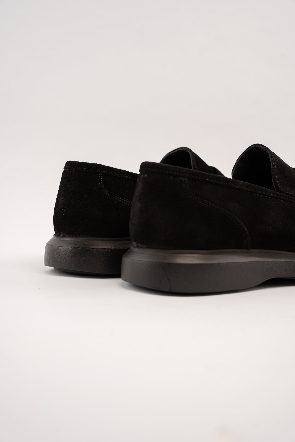 BLACK ELEGANT SUEDE LOAFER