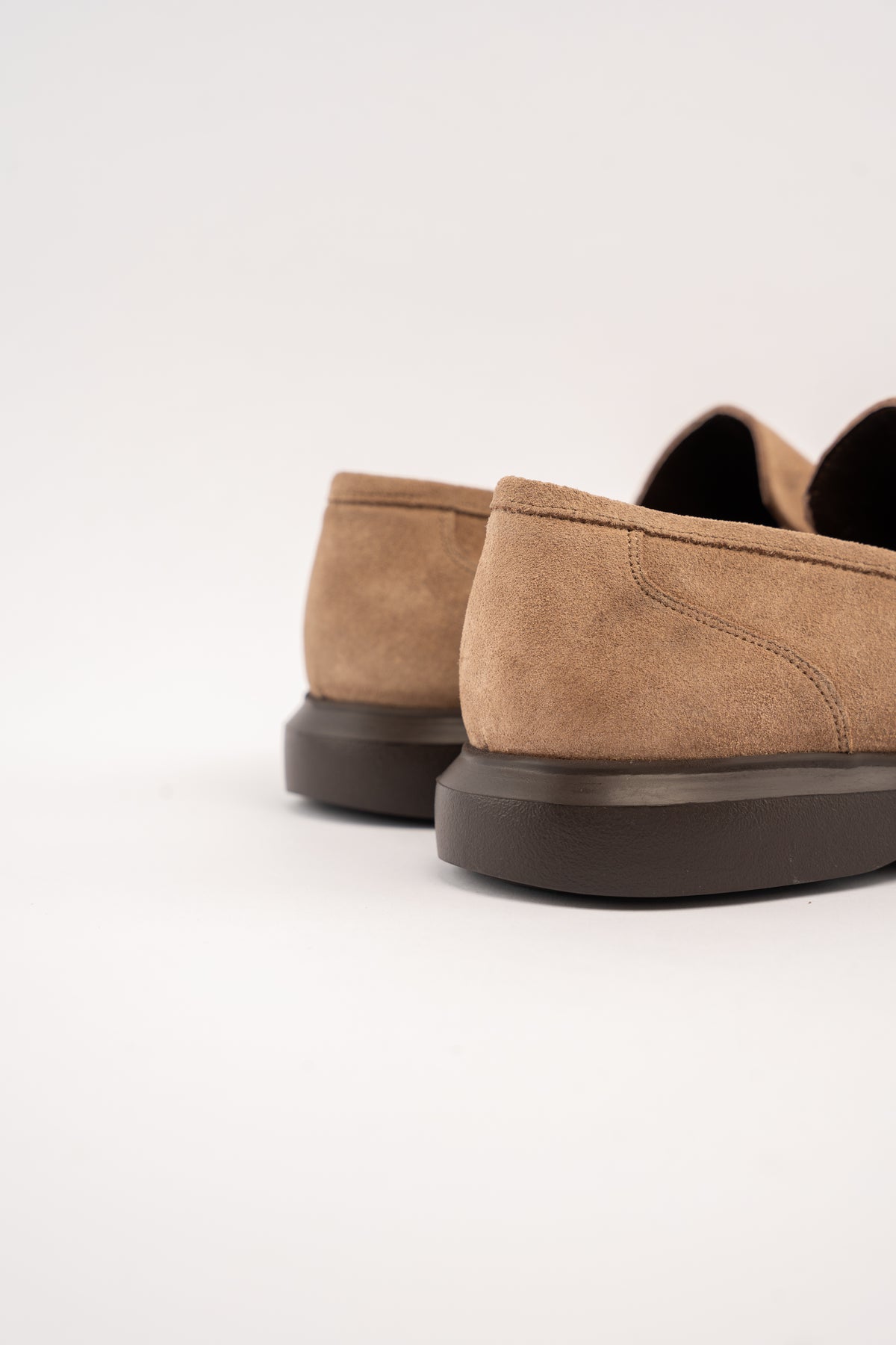 BEIGE ELEGANT SUEDE LOAFER