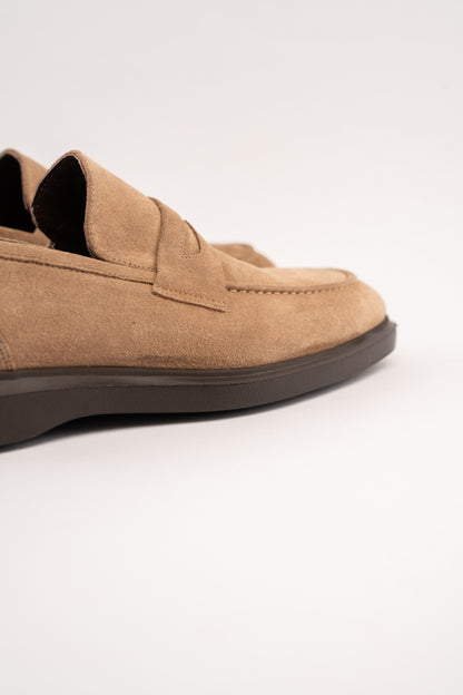 BEIGE ELEGANT SUEDE LOAFER
