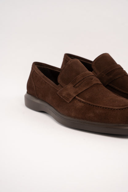 BROWN ELEGANT SUEDE LOAFER
