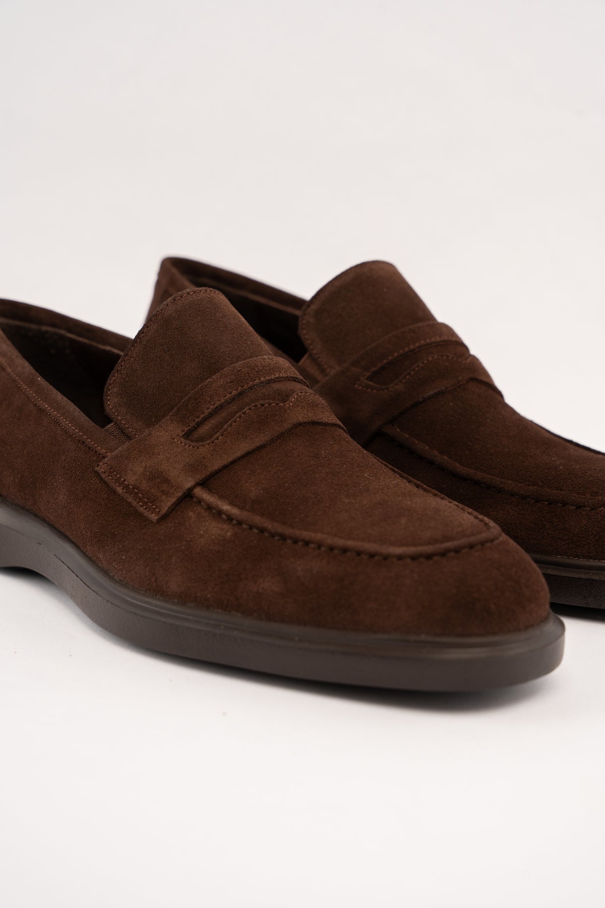 BROWN ELEGANT SUEDE LOAFER