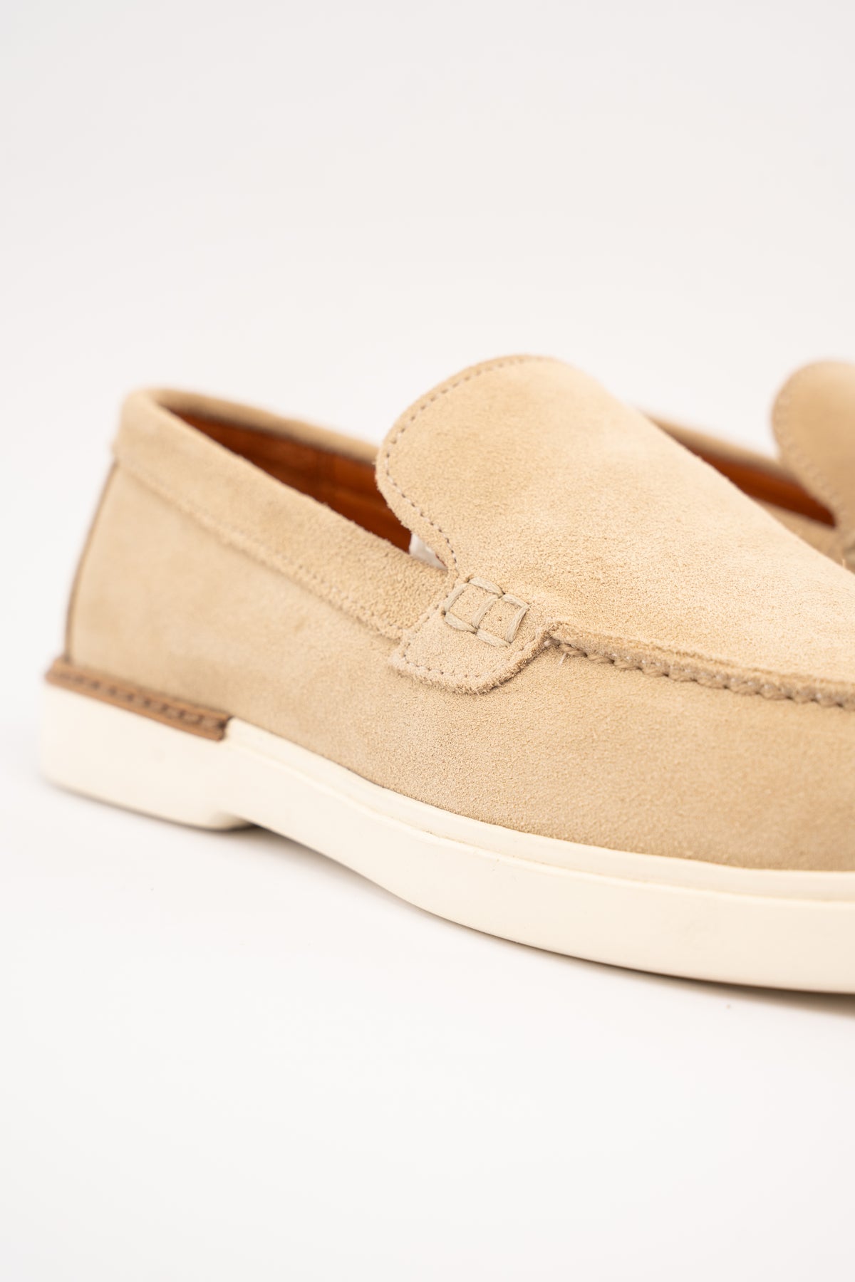BEIGE HERITAGE SUEDE LOAFER