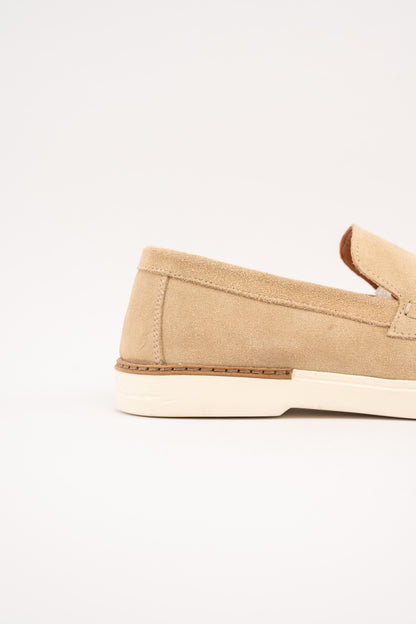 BEIGE HERITAGE SUEDE LOAFER