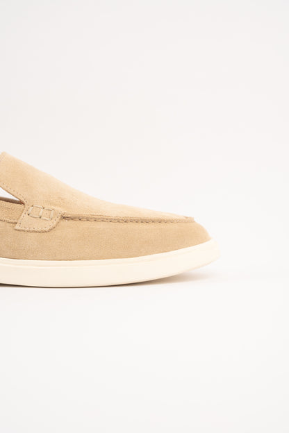 BEIGE HERITAGE SUEDE LOAFER