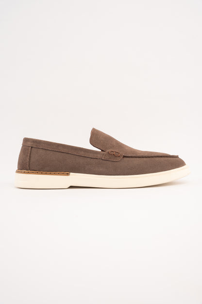 MOCHA HERITAGE SUEDE LOAFER