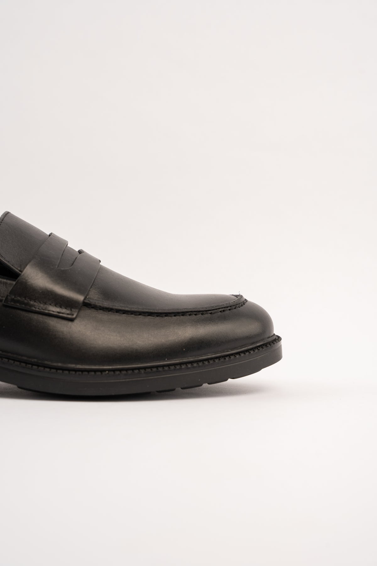 POINT BLACK LEATHER PENNY LOAFER
