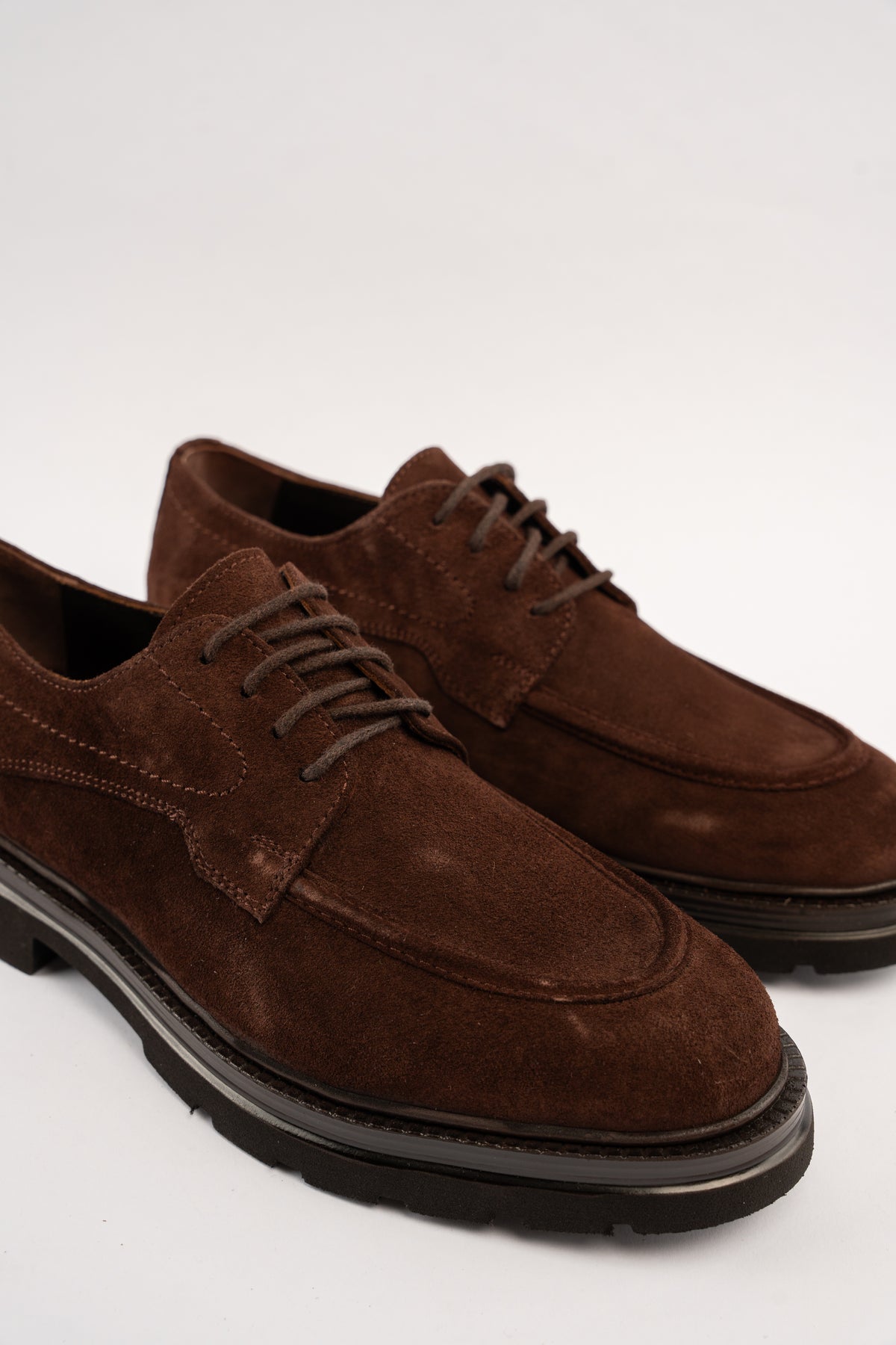 BROWN SUEDE HALF BROGUE