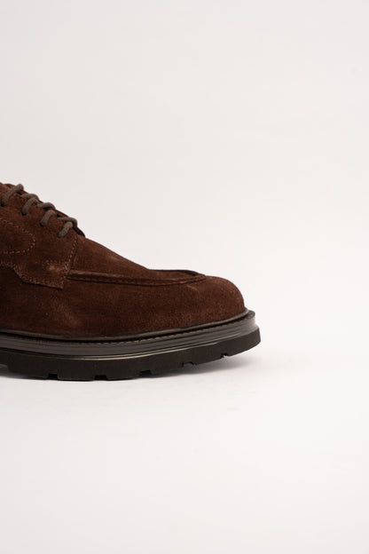 BROWN SUEDE HALF BROGUE
