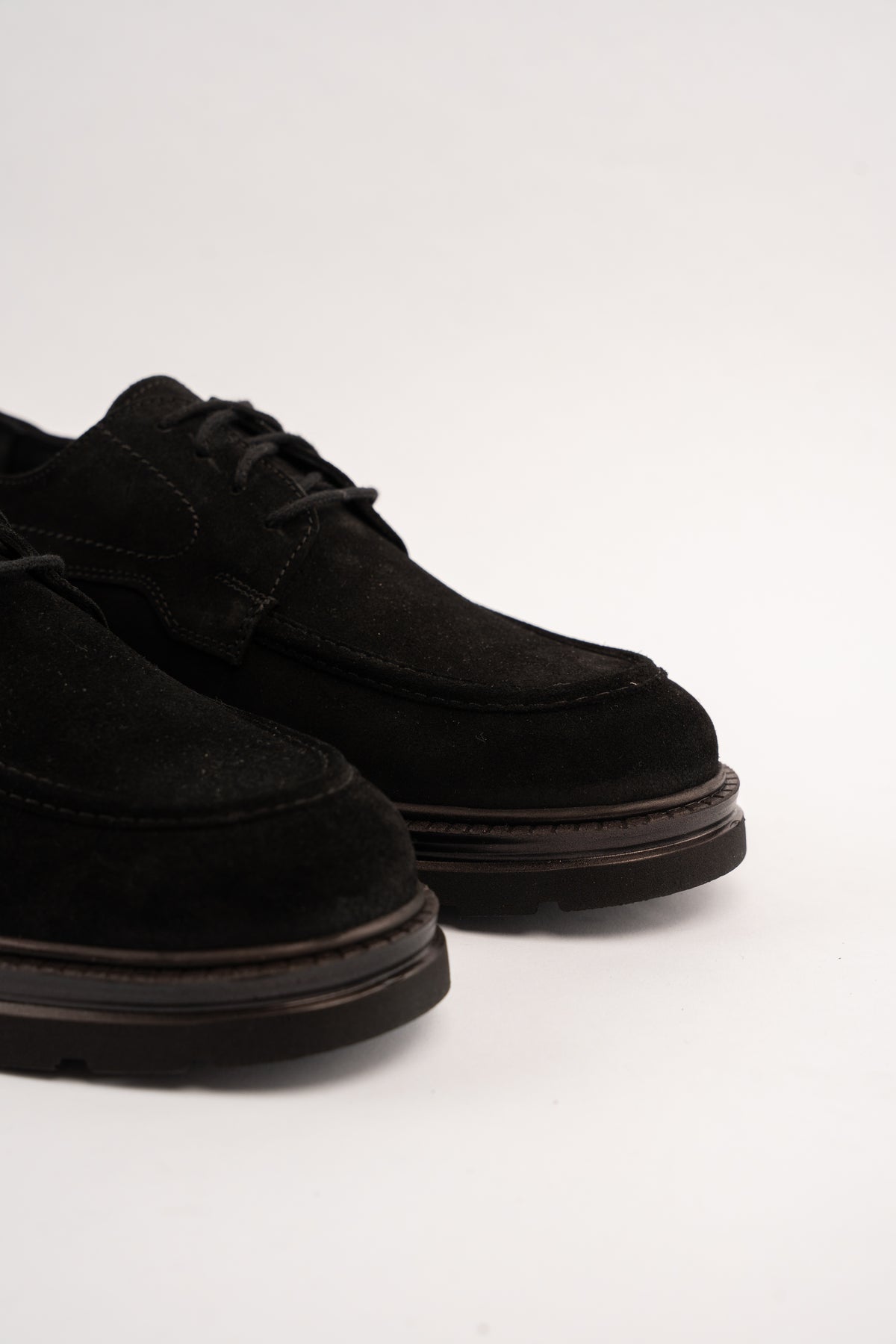 BLACK SUEDE HALF BROGUE