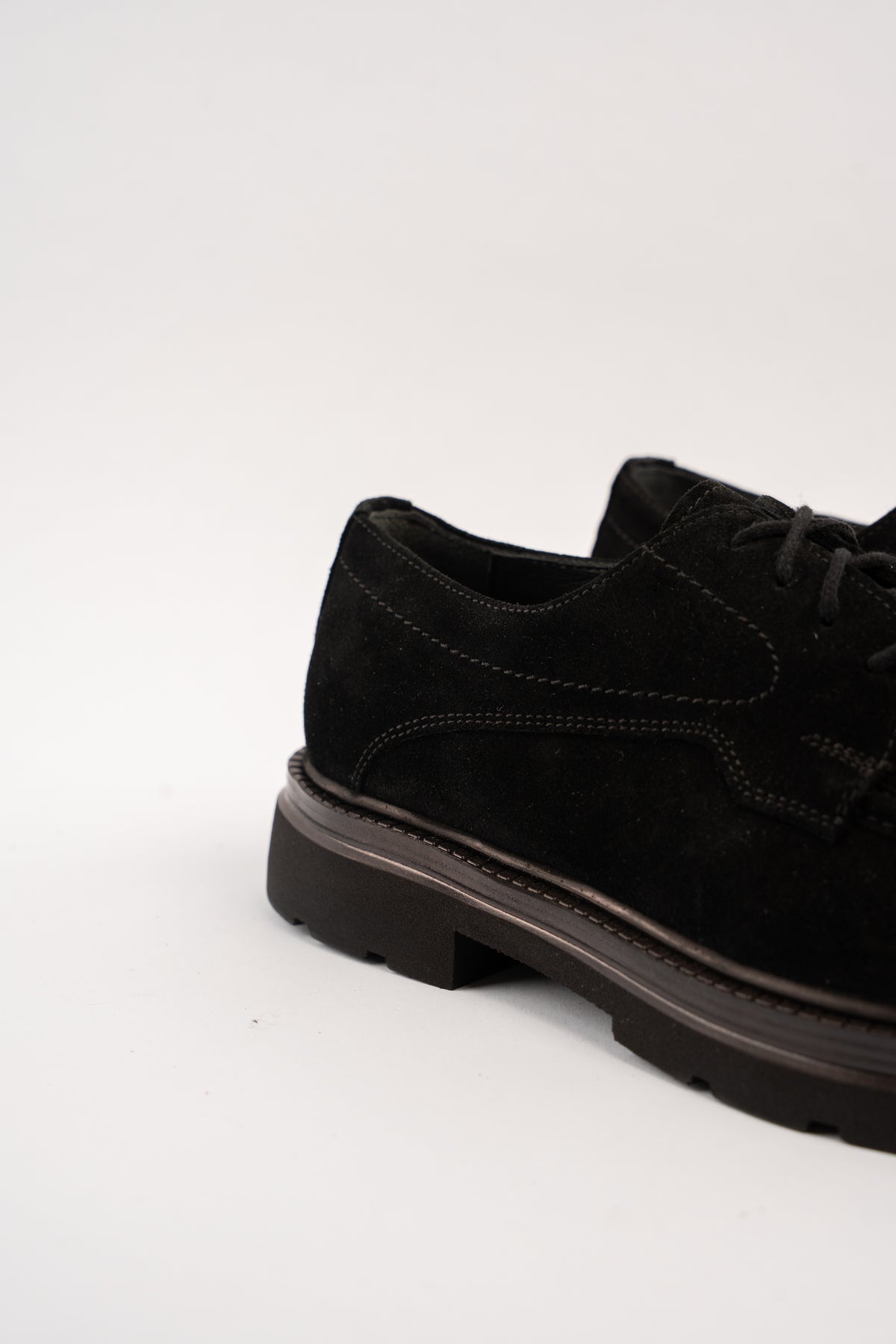 BLACK SUEDE HALF BROGUE