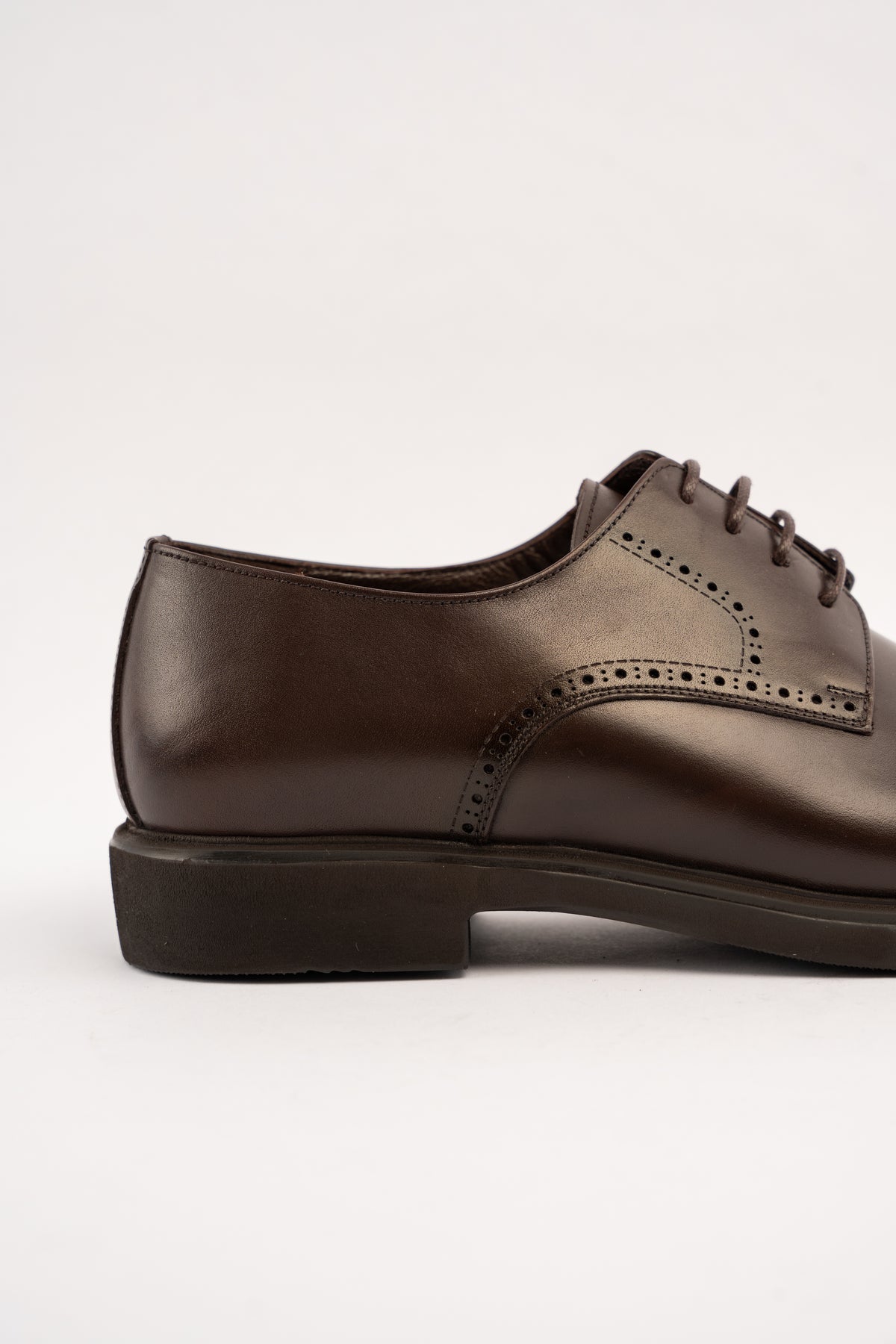 BROWN PREMIUM DERBY SHOE