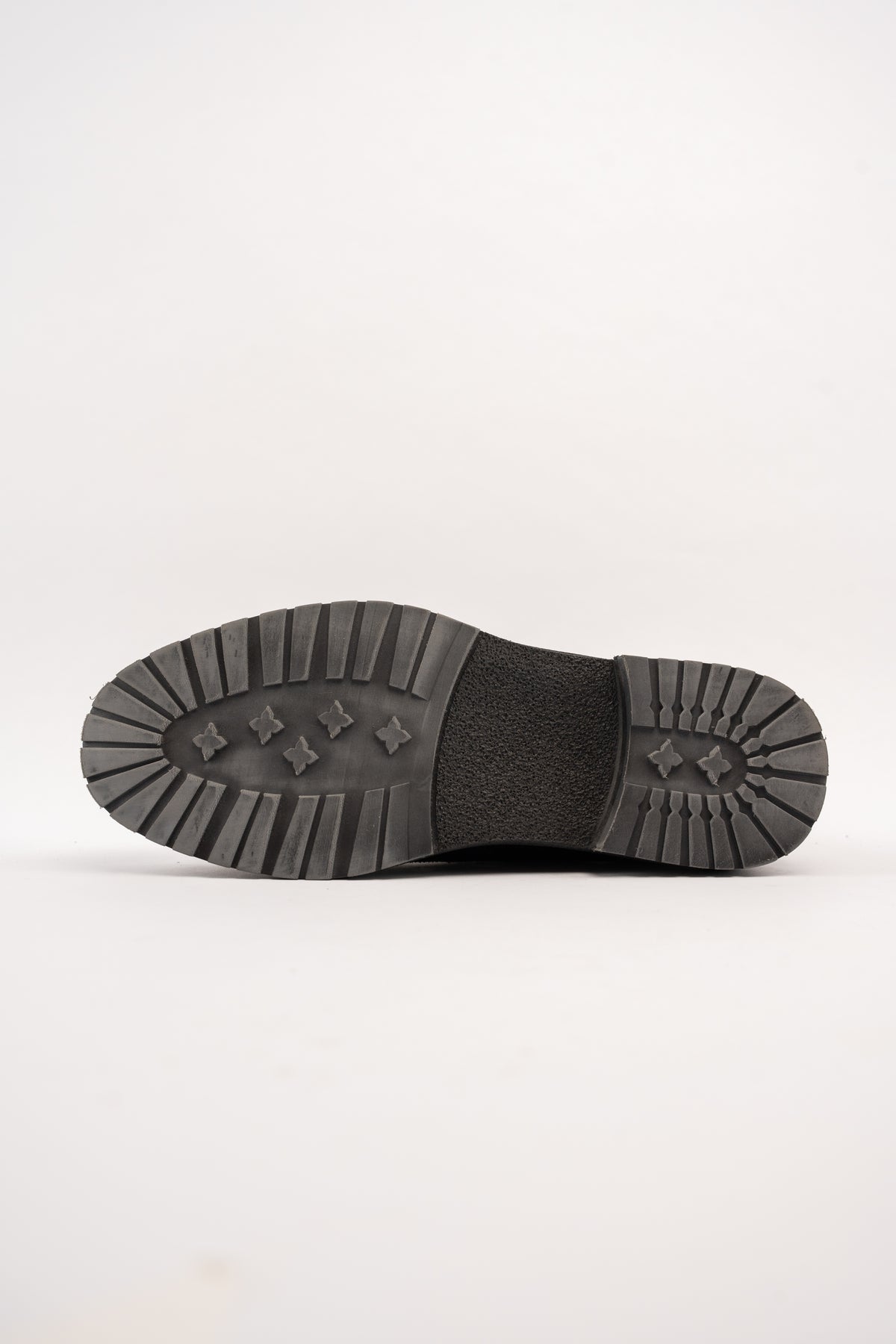 BLACK TIMELESS SUEDE BOOTS