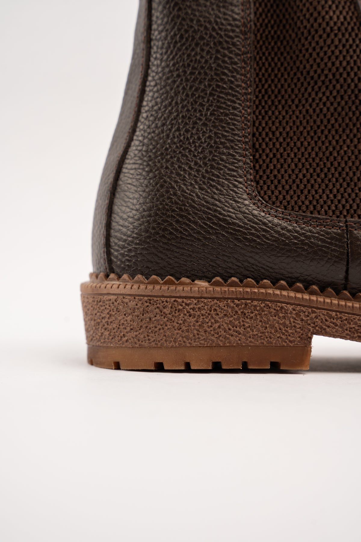 BROWN TIMELESS LEATHER BOOTS