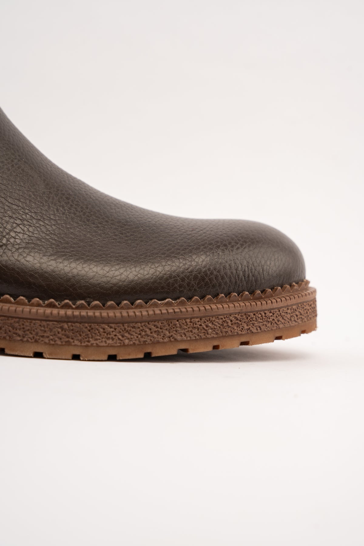 BROWN TIMELESS LEATHER BOOTS