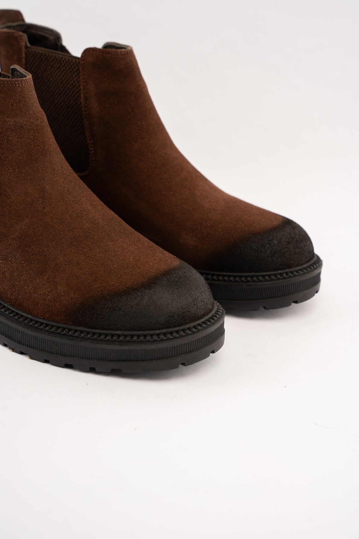 BROWN URBAN SUEDE BOOTS