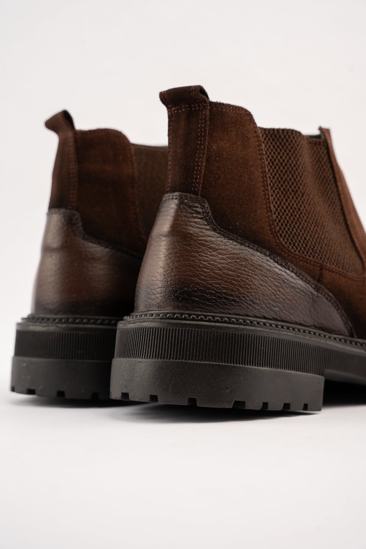 BROWN URBAN SUEDE BOOTS