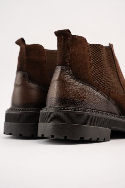 BROWN URBAN SUEDE BOOTS