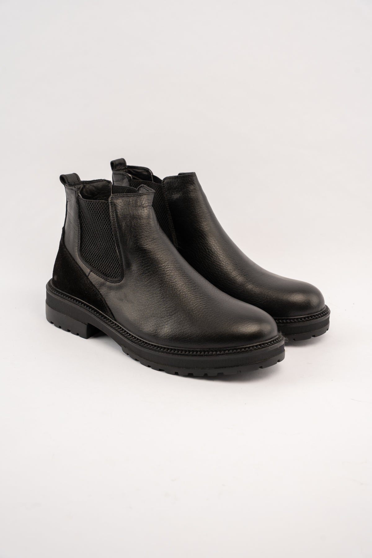 BLACK URBAN LEATHER BOOTS