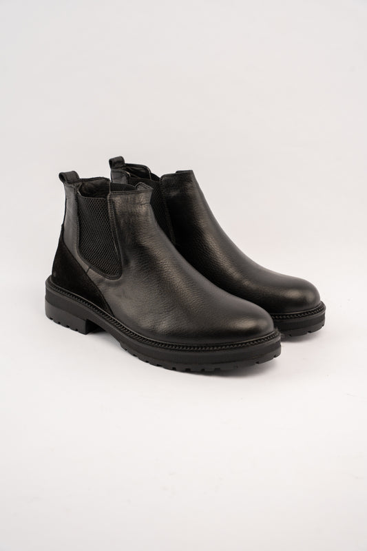 BLACK URBAN LEATHER BOOTS