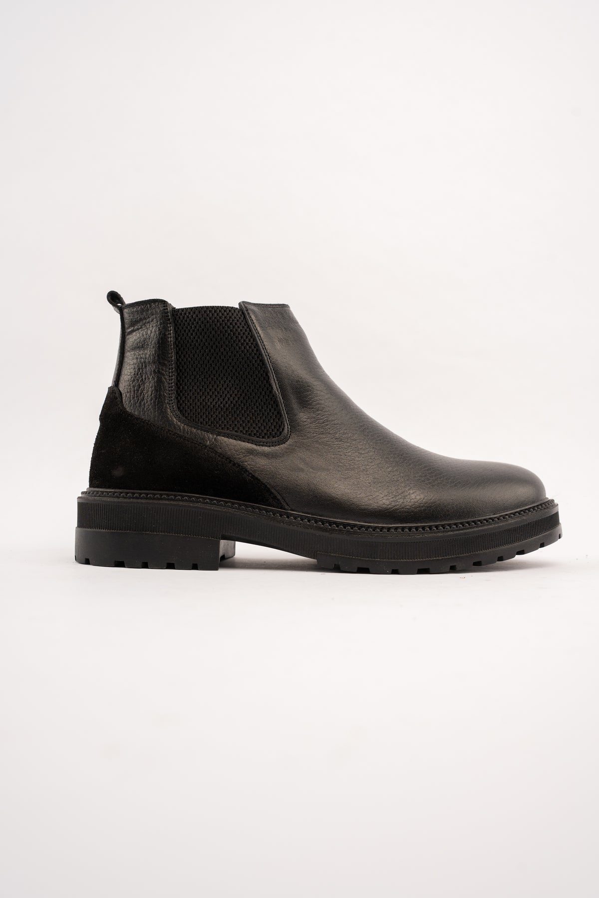 BLACK URBAN LEATHER BOOTS