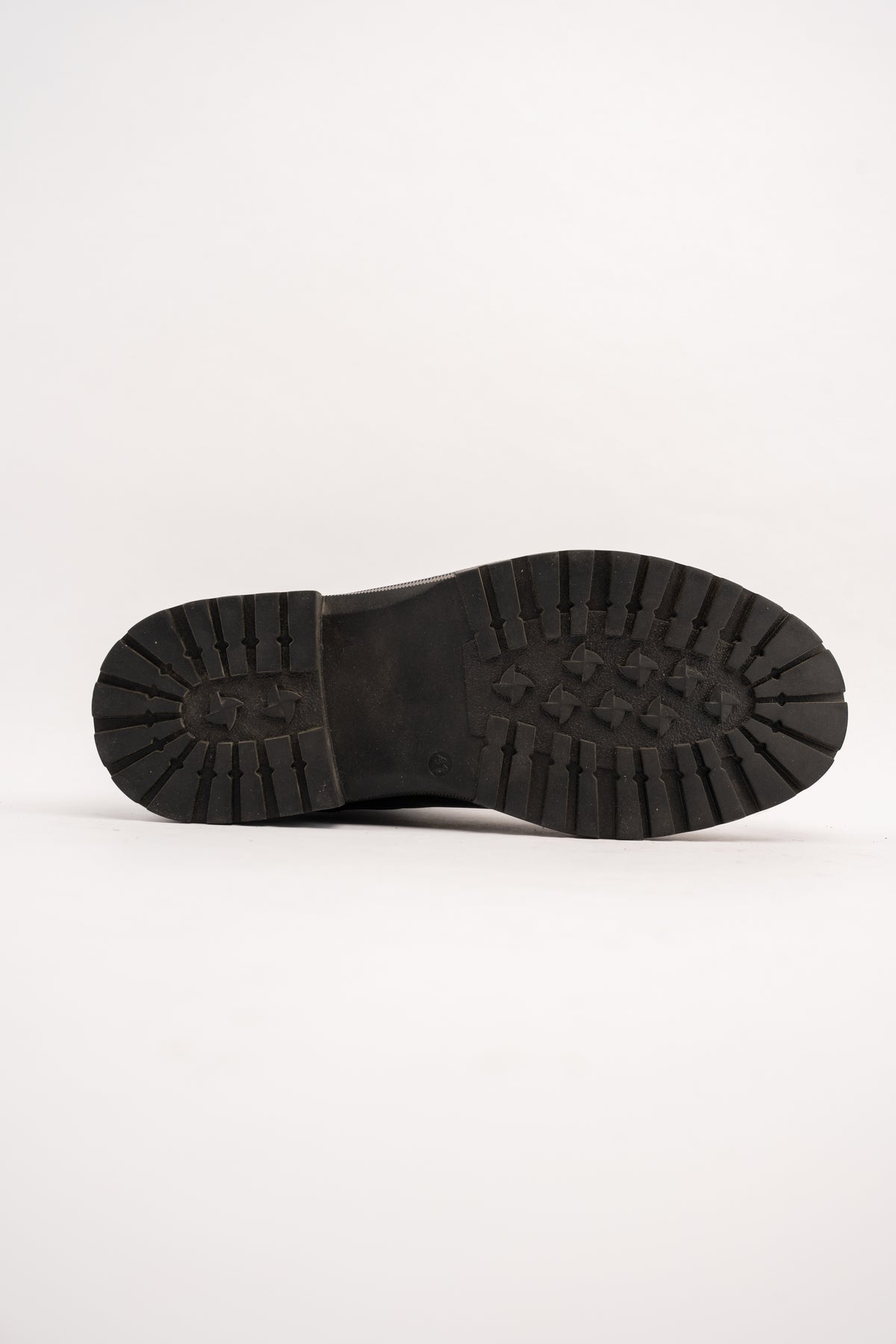 BLACK URBAN LEATHER BOOTS