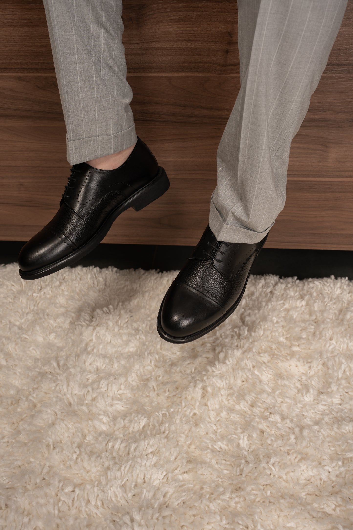 GREY LINED DOBETTI SUIT