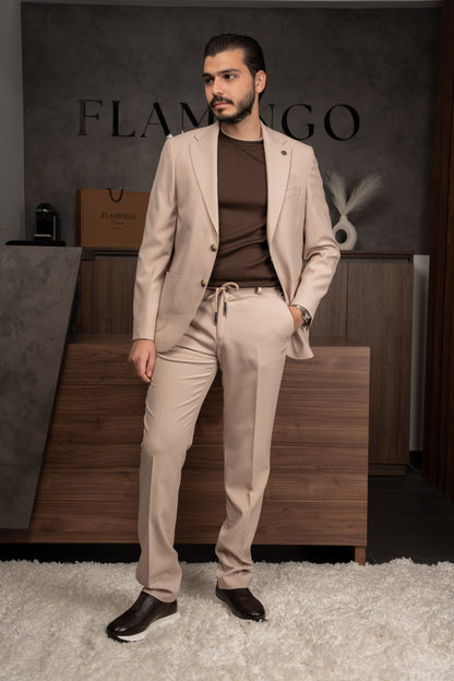 BEIGE TRAVEL SUIT