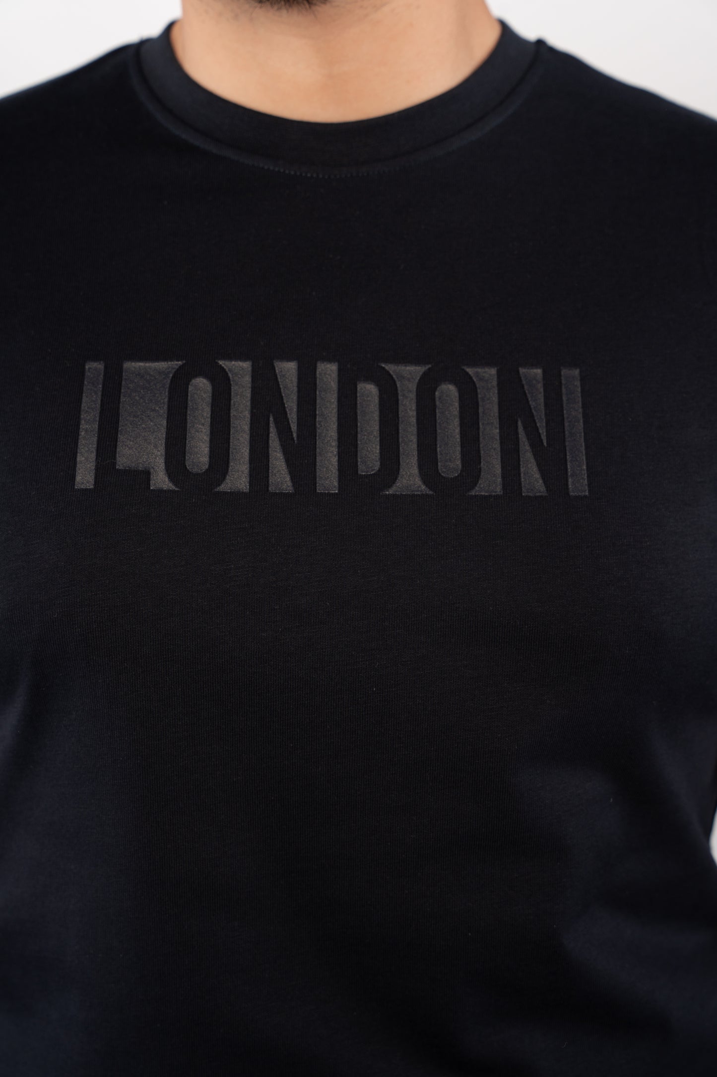 NAVY LONDON TSHIRT