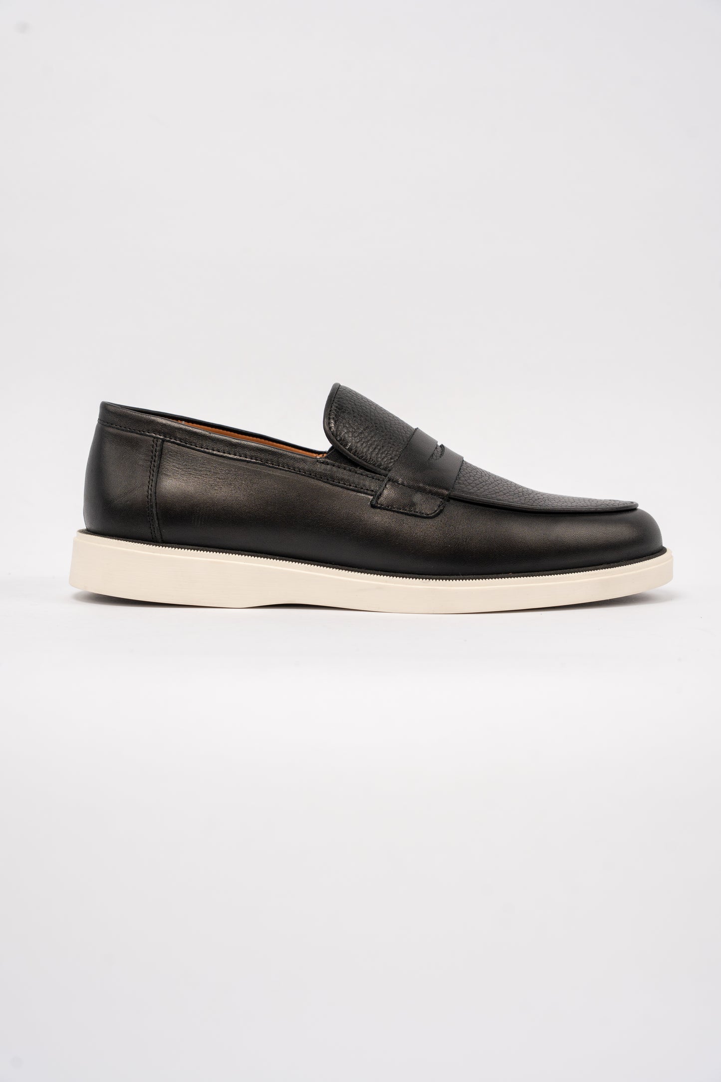 BLACK CASUAL PENNY LOAFER