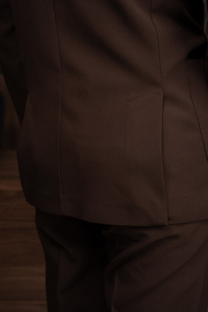 BROWN TRAVEL SUIT